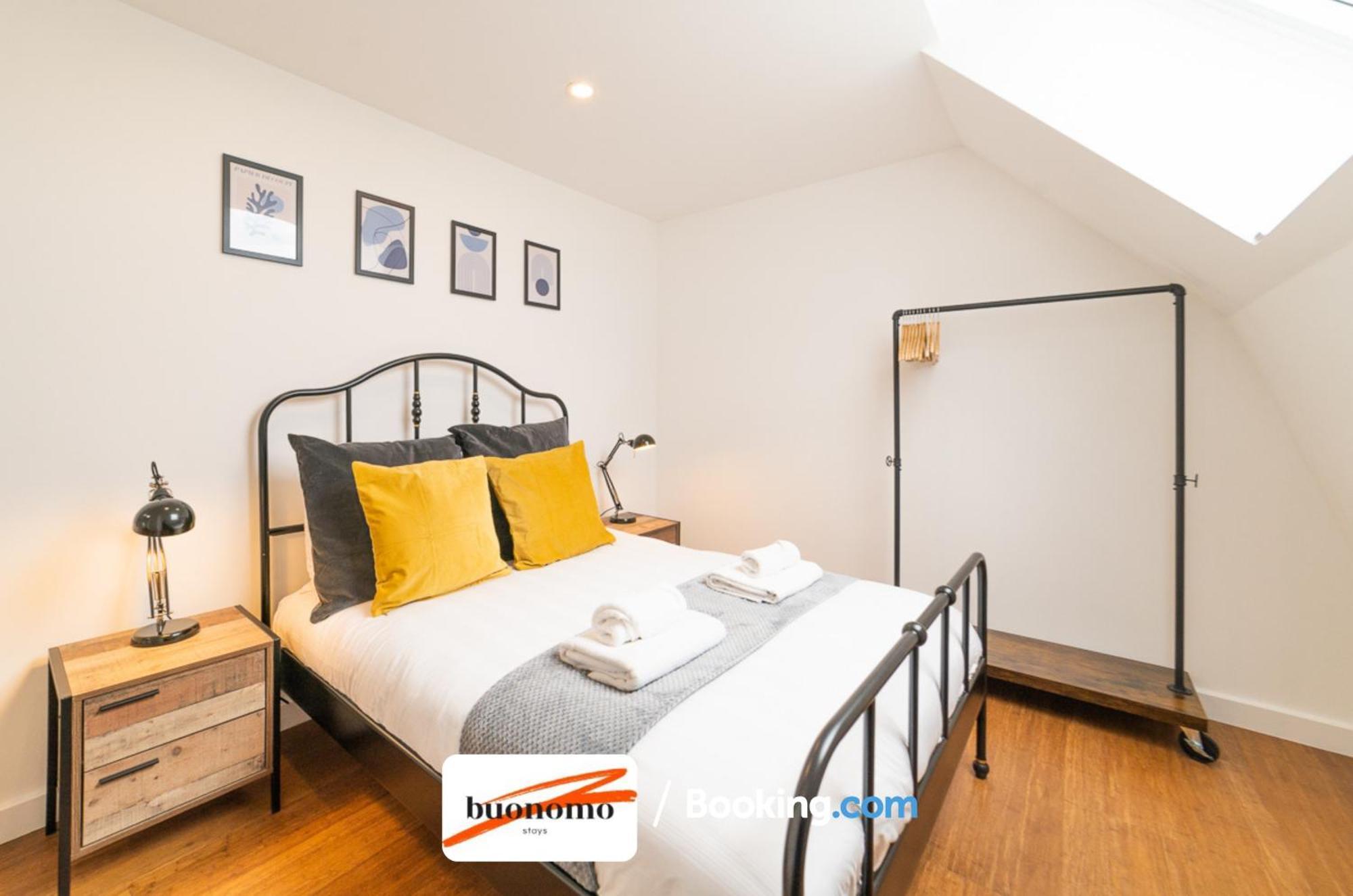 Two Bedroom Apartment At Buonomo Stays Short Lets & Serviced Accommodation Londra Dış mekan fotoğraf
