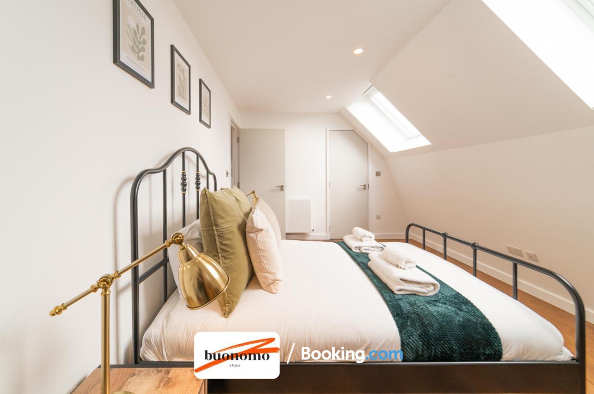 Two Bedroom Apartment At Buonomo Stays Short Lets & Serviced Accommodation Londra Dış mekan fotoğraf