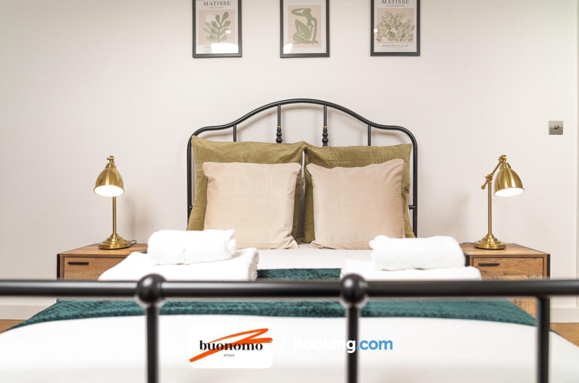 Two Bedroom Apartment At Buonomo Stays Short Lets & Serviced Accommodation Londra Dış mekan fotoğraf
