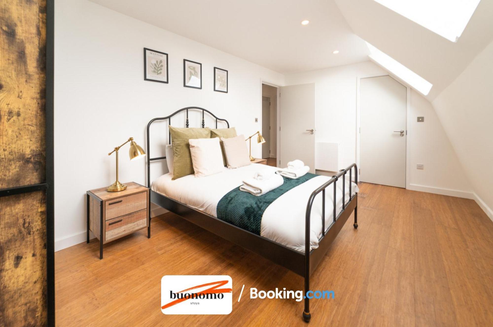 Two Bedroom Apartment At Buonomo Stays Short Lets & Serviced Accommodation Londra Dış mekan fotoğraf