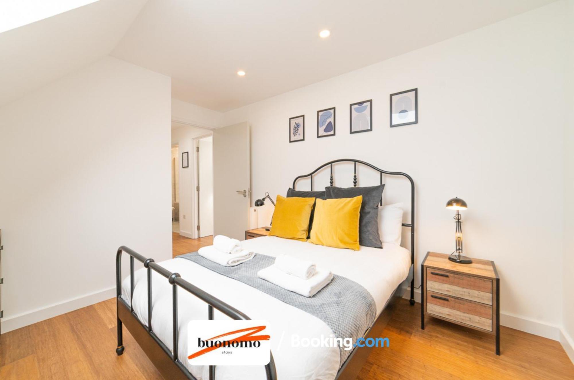 Two Bedroom Apartment At Buonomo Stays Short Lets & Serviced Accommodation Londra Dış mekan fotoğraf